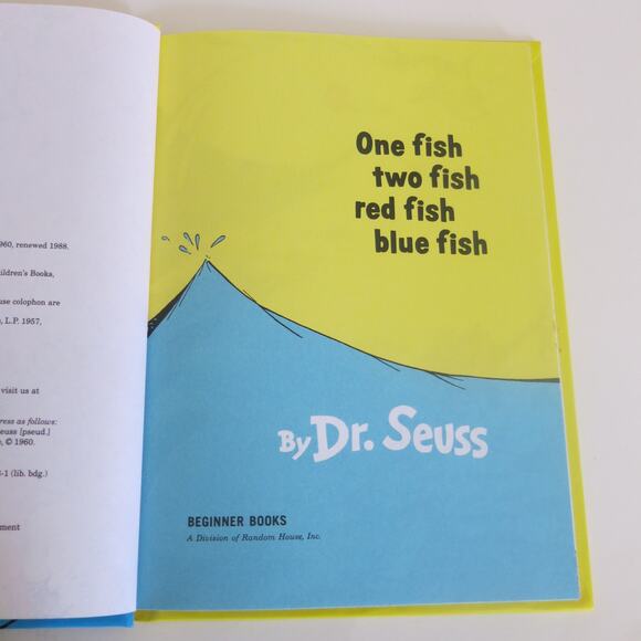 DR SEUSS One Fish Two Fish Red Fish Blue Fish Book Beginning Books 1960/1988 - Picture 6 of 8